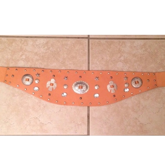 AMERICAN INDIAN CONCHO BELT Vtg Western Southwestern Handmade Leather Studs USA! - Picture 6 of 10